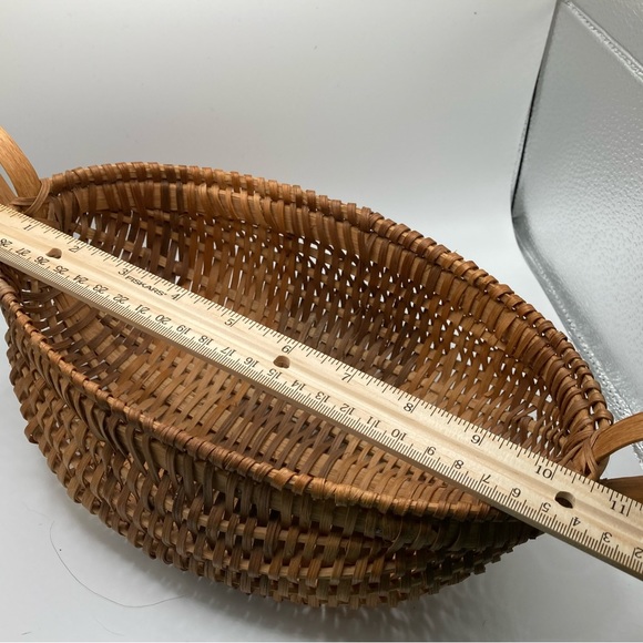Pre-owned Buttock Splint Weave Basket, handles on each side - Picture 7 of 9